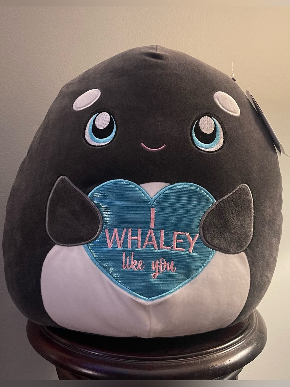 NWT Squishmallows Kai the Orca Whale 12” Plush Valentines Edition